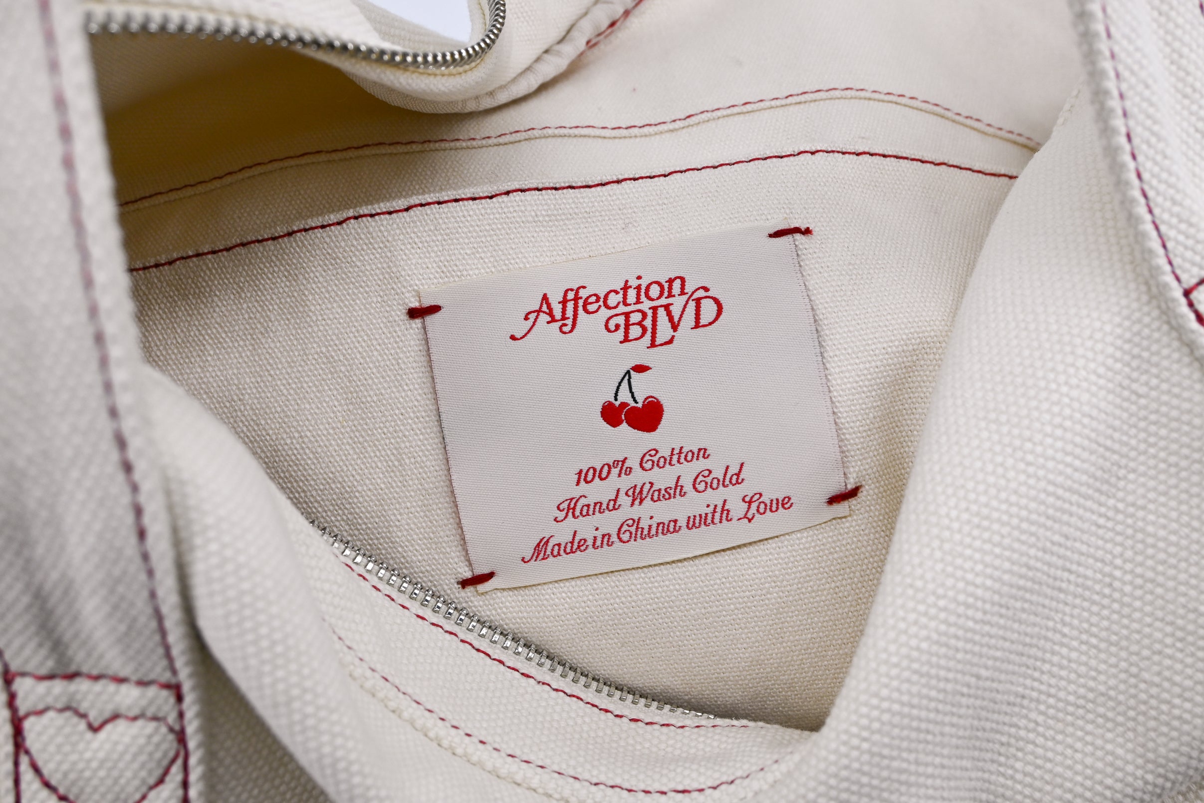 Big Heart Bag x Miriam Portilla Espino - Small Hearts