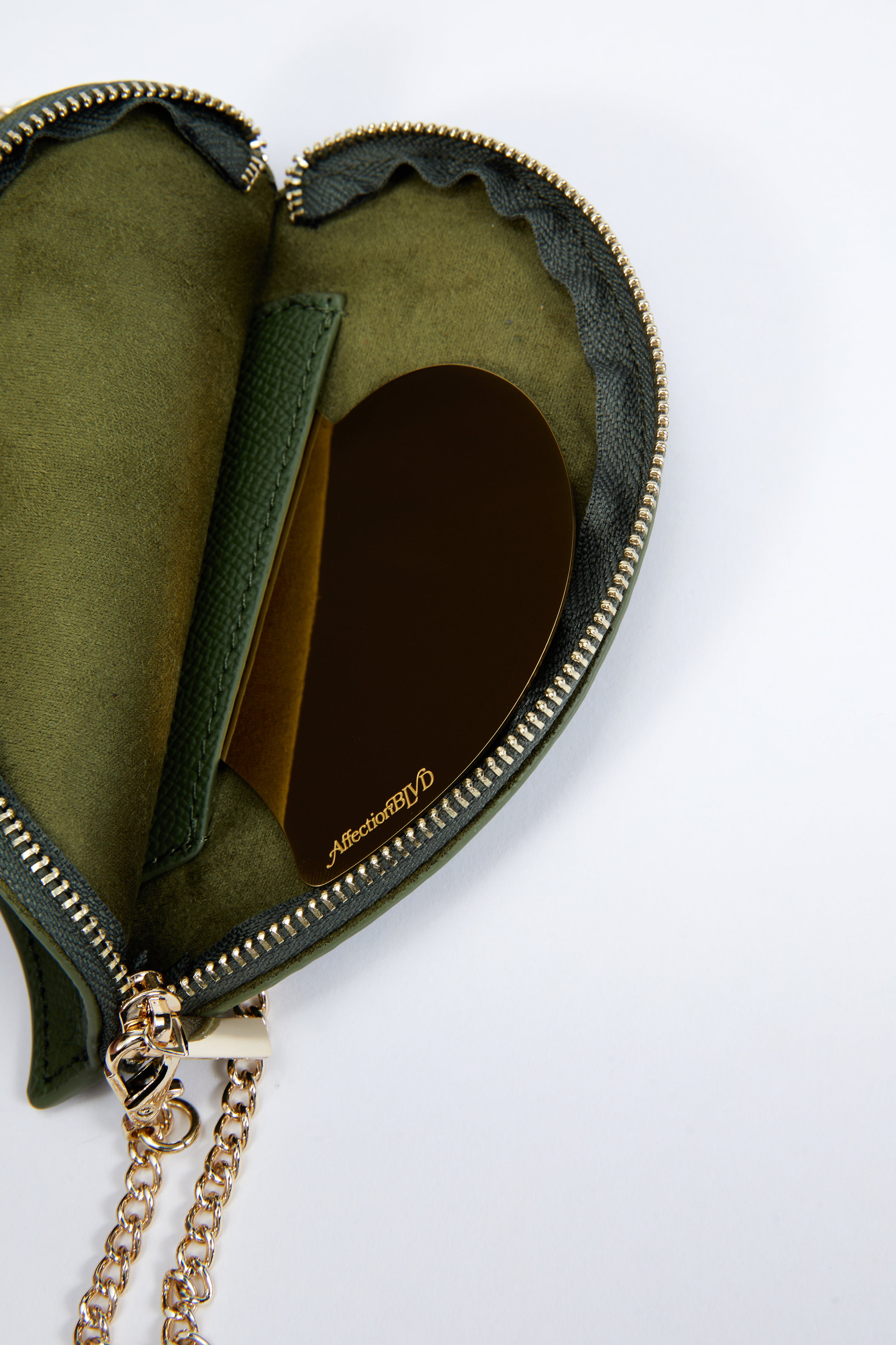 'Heart Mesh' Medium Shoulder Bag - Olive