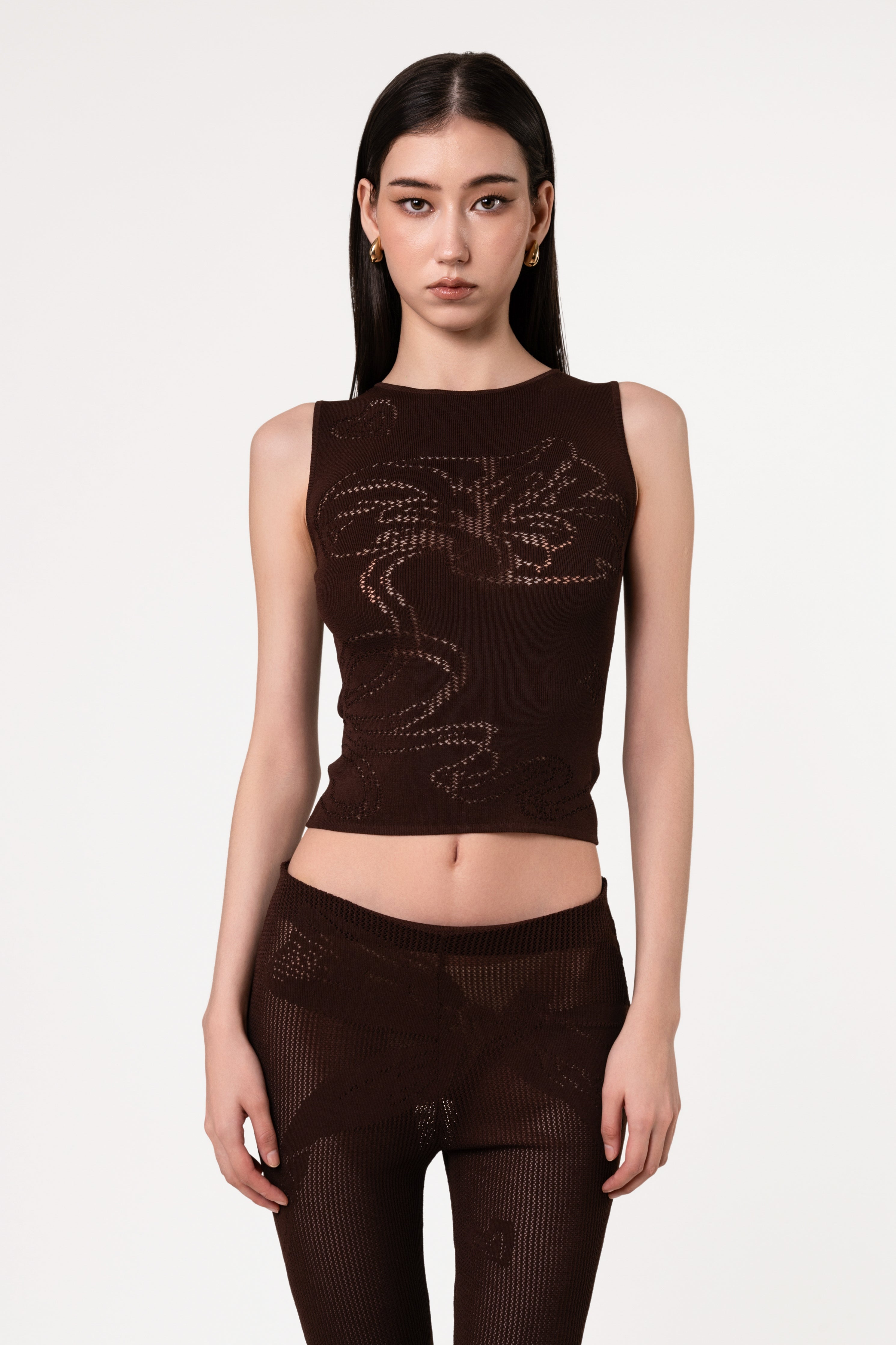 Painter's Tank in Mocha