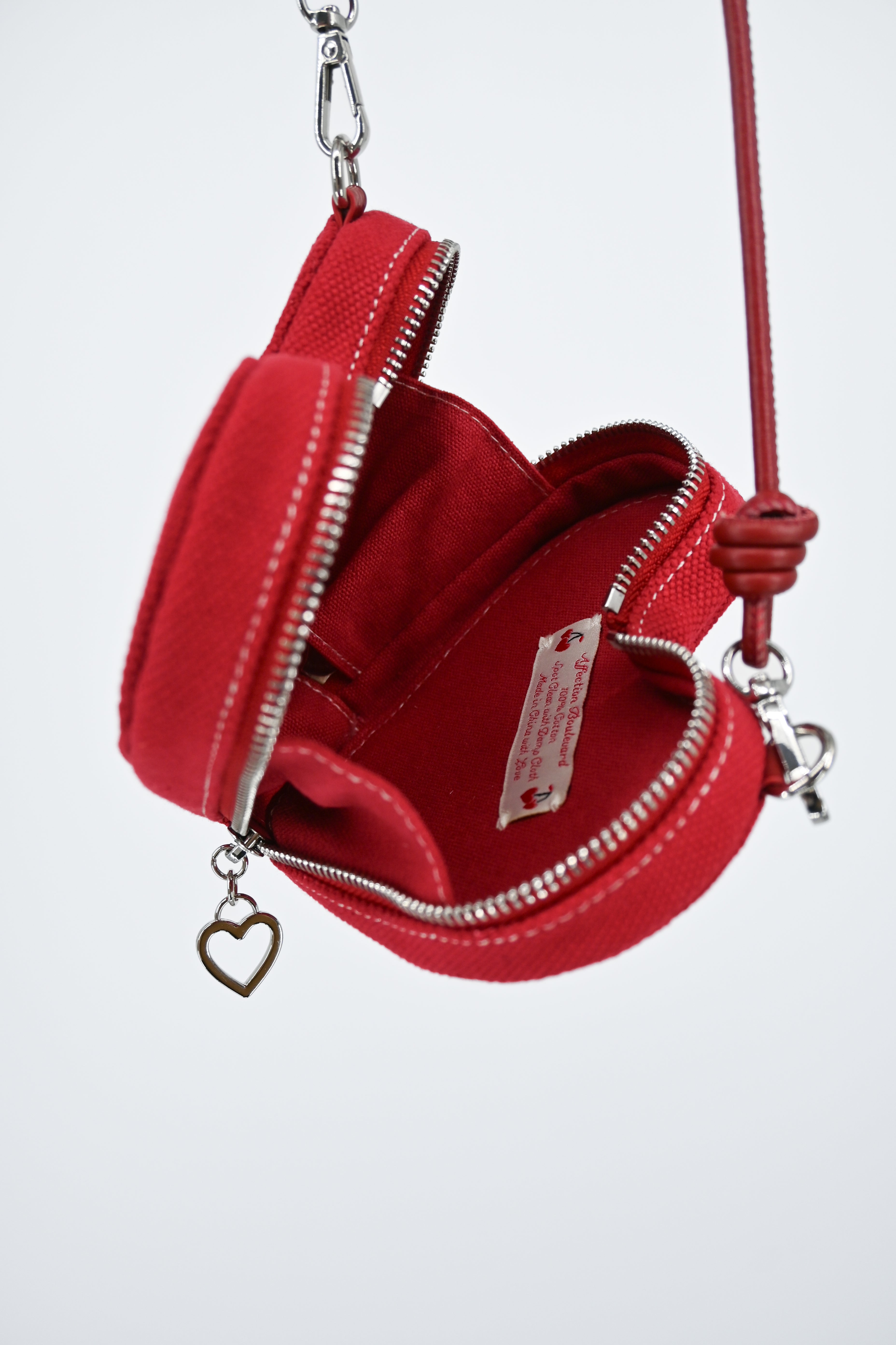 Sweet Heart Box Bag in Red