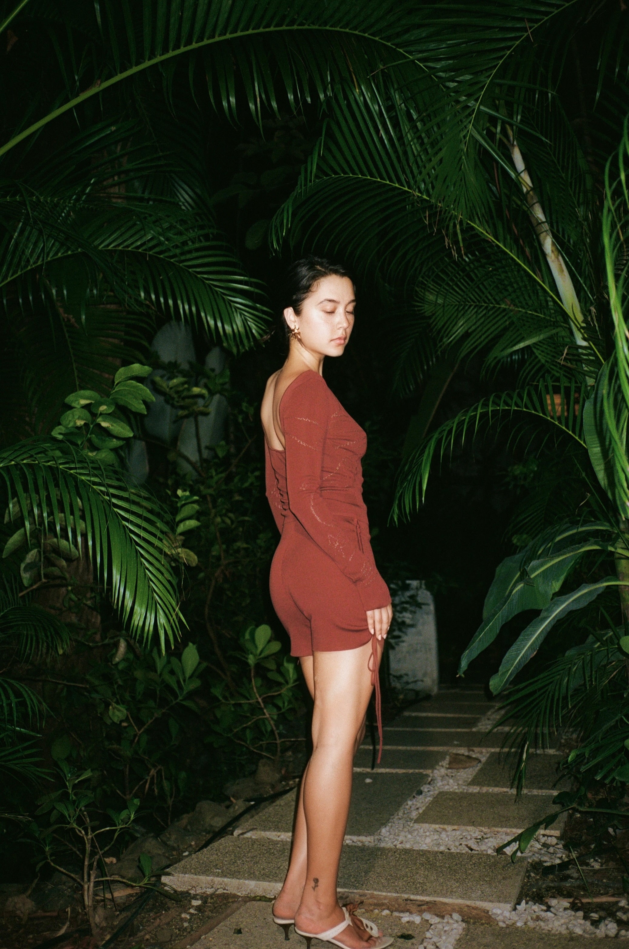 Drawstrings Knit Shorts in Rosewood